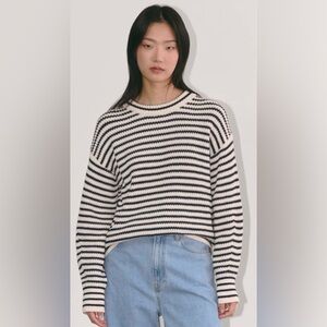 Everlane Cocoon Crew in Everyday Cotton